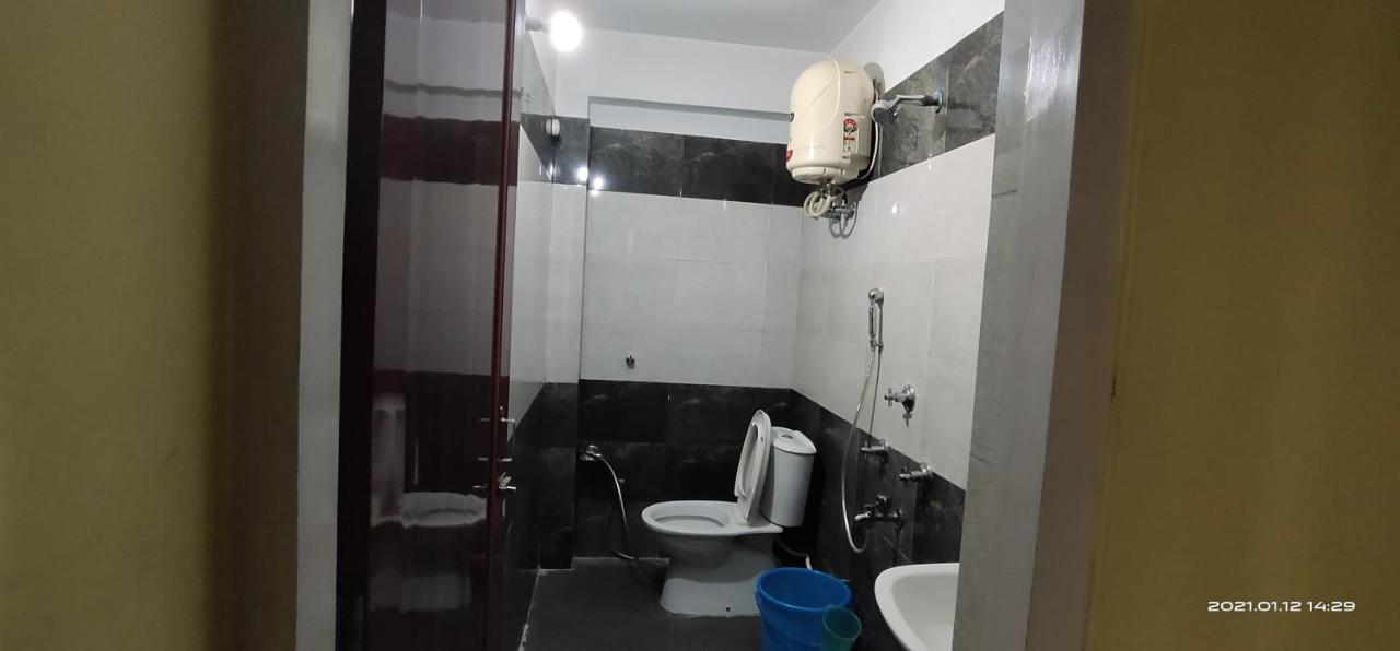 Hotel Royal Residency Siliguri Bagian luar foto